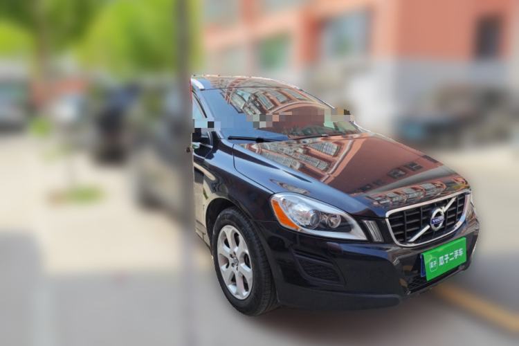 Used Volvo XC60 2012 T5 Comfort Edition Front Right 45 Deg
