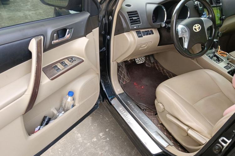 Used Toyota Highlander 2012 2.7L 2WD 5-Seater Elite Edition
