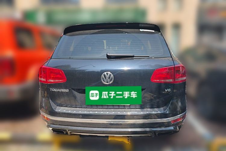 Used Volkswagen Touareg 2018 3.0 TSI Glory Collection Edition
