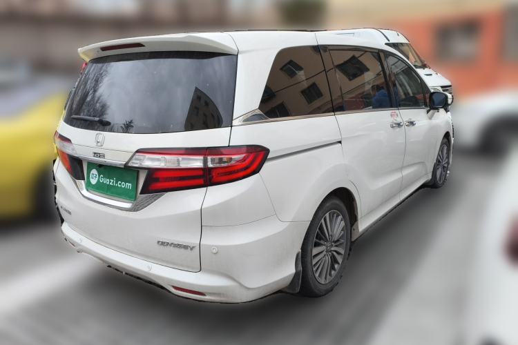 Used Honda Odyssey 2018 2.4L Supreme Edition Rear Right 45 Deg
