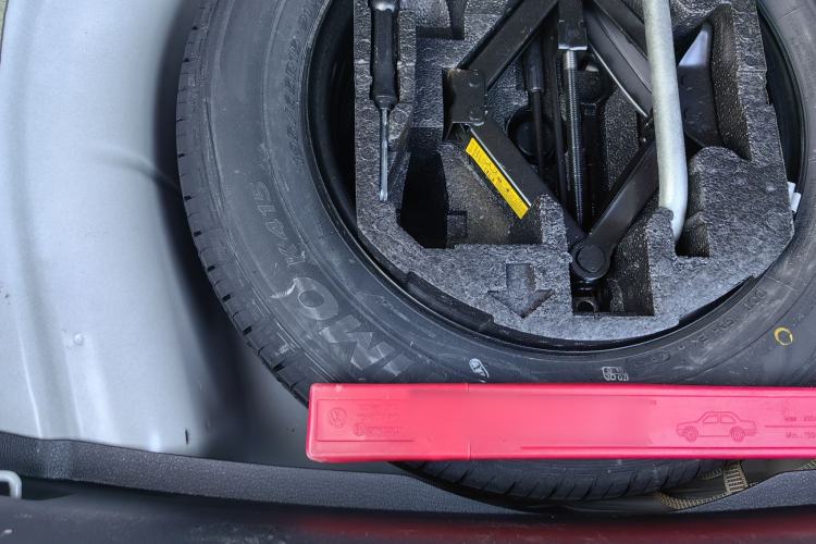 Used Volkswagen Sagitar 2014 Revised Version 1.4TSI Automatic Luxury Edition
