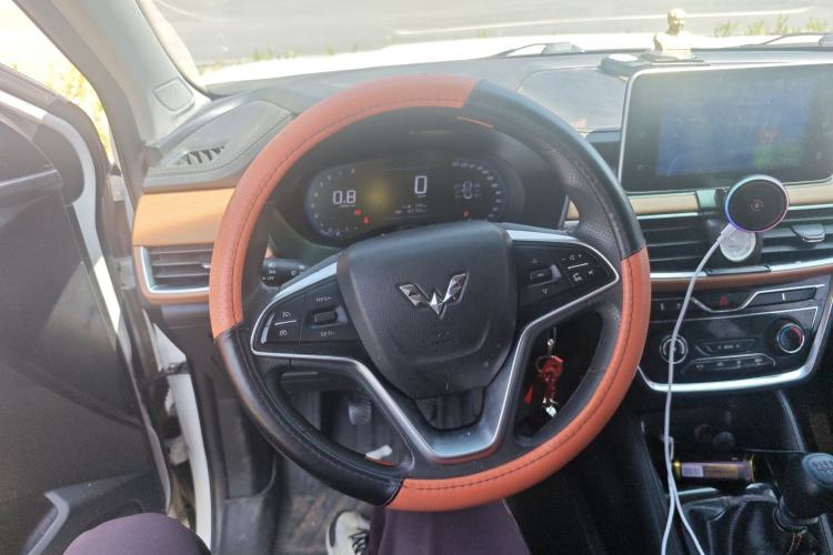 Used Wuling Hongguang S3 2018 1.5L Manual Luxury Model China V Standard
