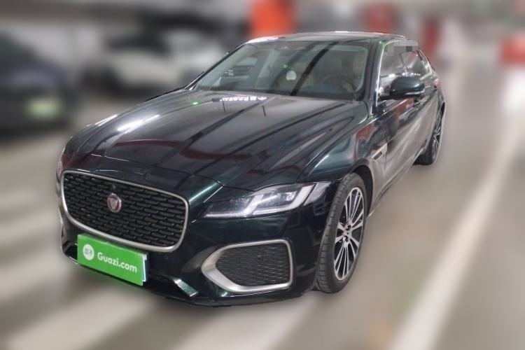 Used Jaguar XFL 2025 Model—2.0T P250, Two-Wheel Drive, Premium Luxury Edition