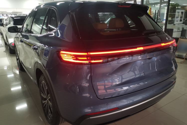 Used Geely Galaxy Xingjian 7 EM-i 2025 120km Flagship Edition