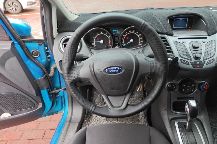 Used Ford Fiesta 2013 Hatchback 1.5L Automatic Fashion Edition Steering Wheel