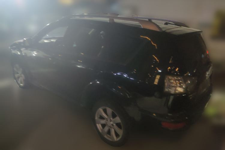 Used Mitsubishi Outlander 2010 Kijang 2.0 Sport Edition
