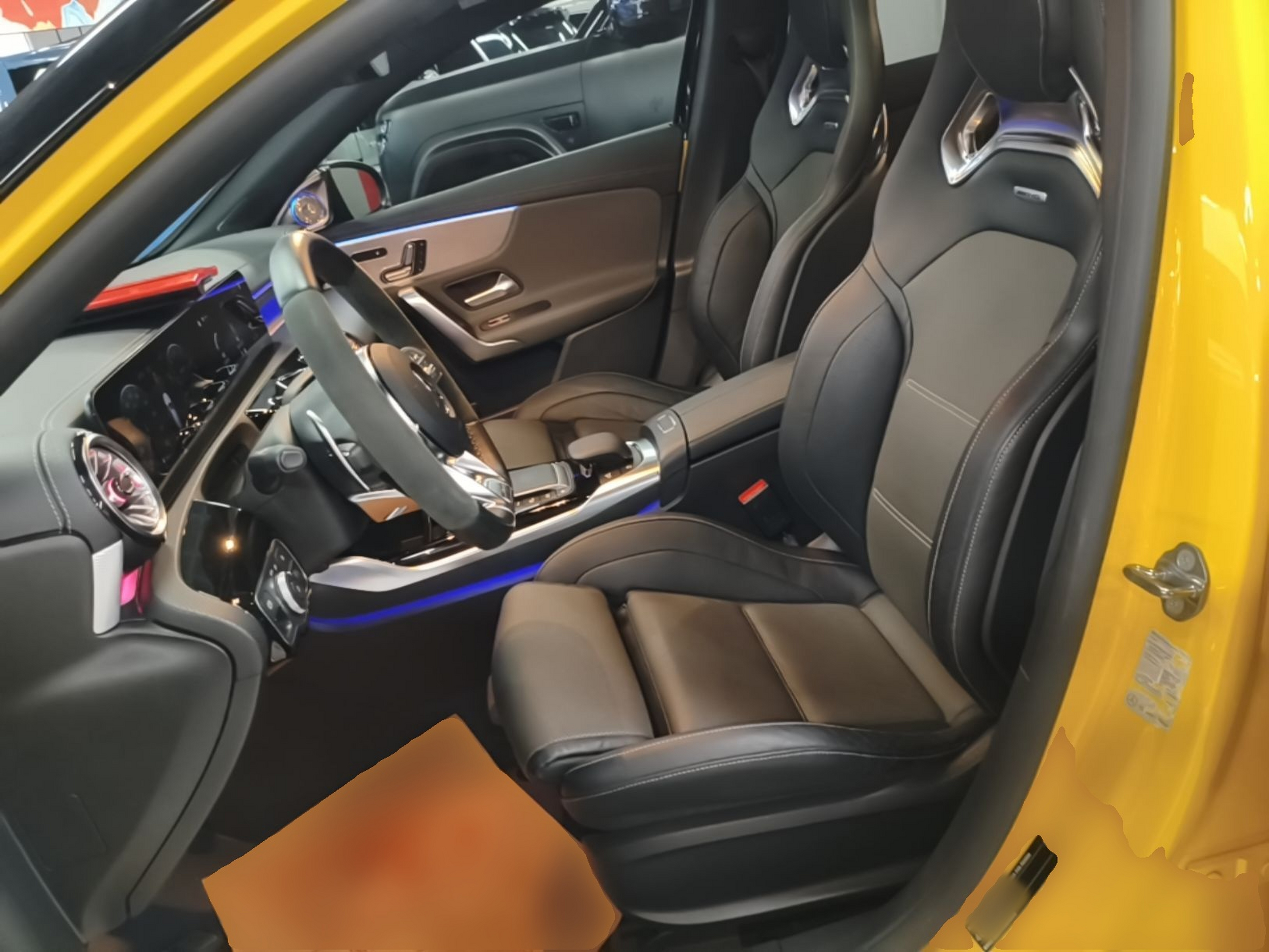 Interior delantero
