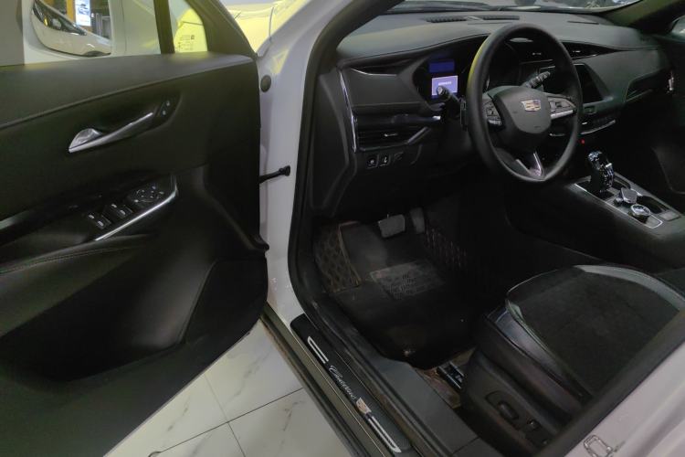 Used Cadillac XT4 2022 28T Two-Wheel Drive Fashion Edition
