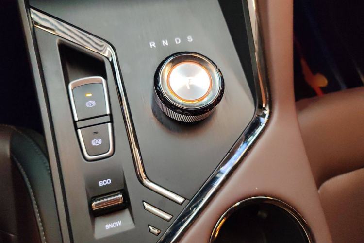 Used SOL X8 PLUS 2023 1.5 TGDI DCT Smart Edition 6-Seater