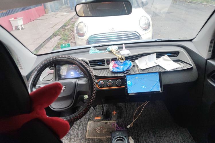 Used Wuling Hongguang MINIEV 2020 Enjoy Edition Lithium-Ion Battery Center Console