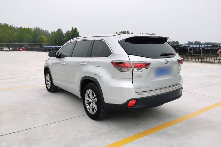 Used Toyota Highlander 2017 2.0T Two-Wheel Drive Elite Edition 5 Seats
