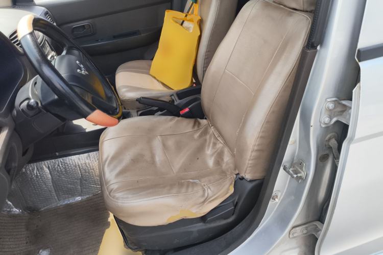 Used Wuling Hongguang 2010 1.2L Base Version China IV Standard Left Front Seat