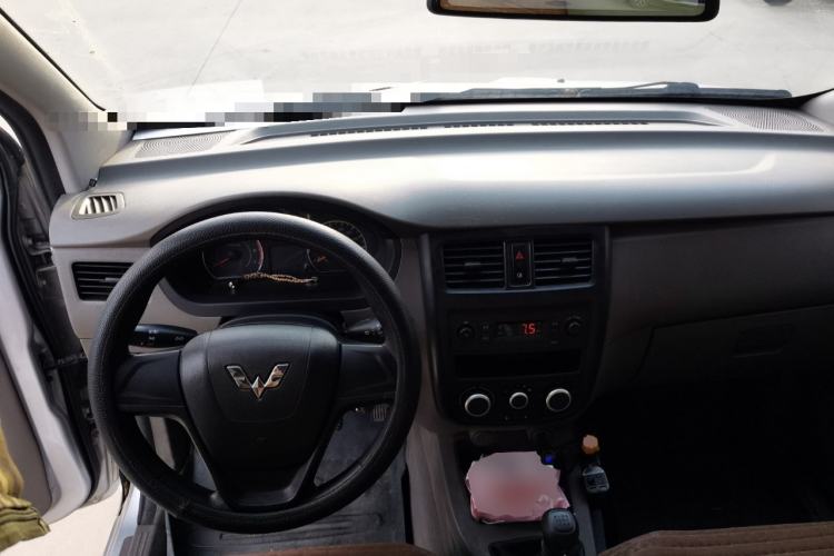 Used Wuling Rongguang V 2019 1.5L Window-Sealed Utility Model China VI LAR
