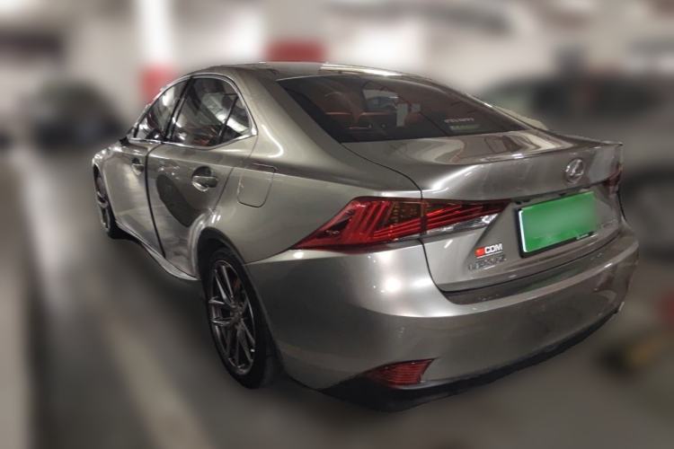 Used Lexus IS 2017 300 Leading Edition
