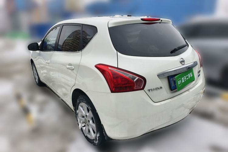 Used Nissan Tiida 2011 1.6L Manual Comfort Edition