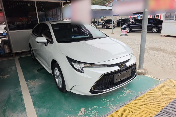 Used Toyota Levin 2021 185T CVT Luxury Edition Front Right 45 Deg