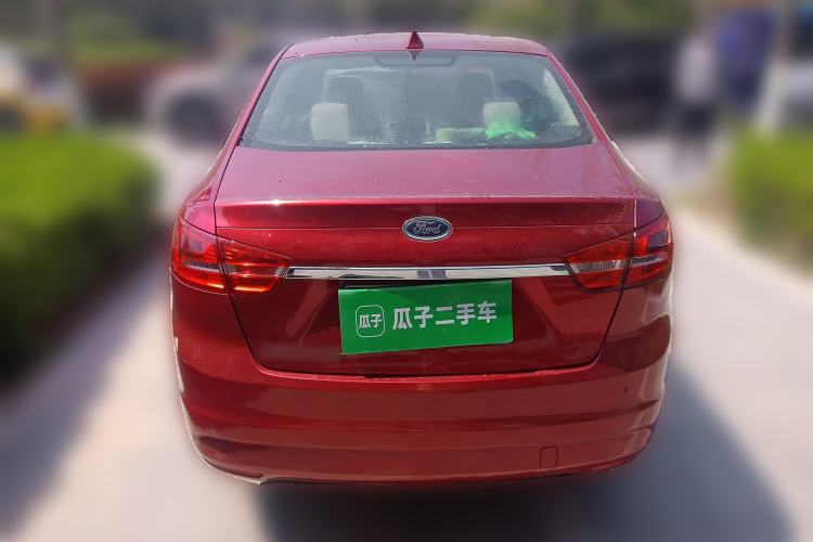 Used Ford Escort 2015 1.5L Automatic Fashion Model