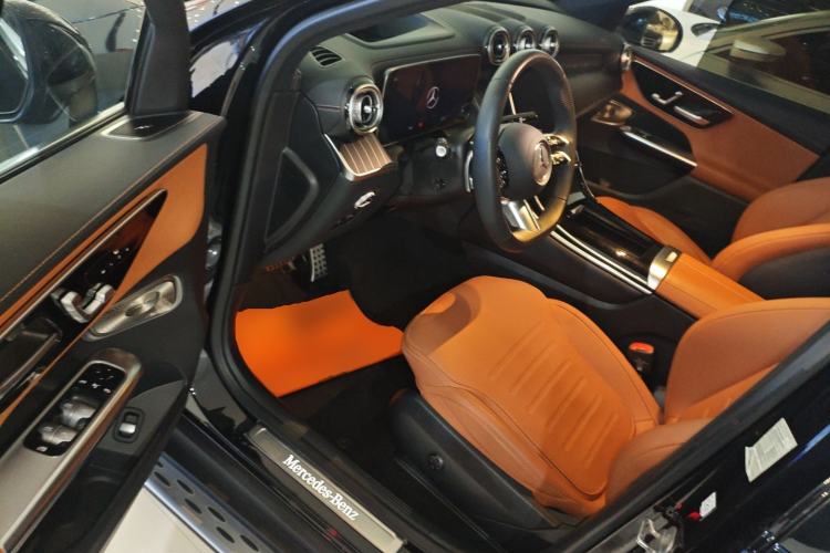 Used Mercedes-Benz GLC 2024 GLC 300 L 4MATIC Luxury Model 7 Seats