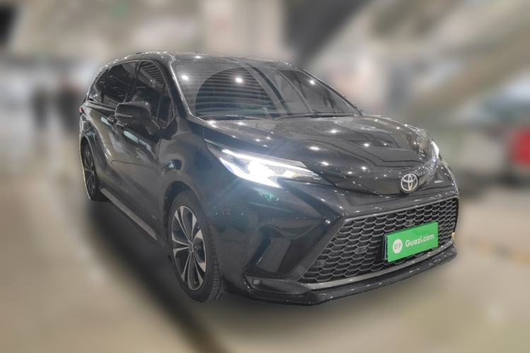 Used Toyota Granvia 2023 2.5L Hybrid Flagship VIP Edition
