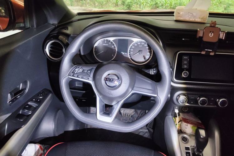 Used Nissan Kicks 2017 1.5L CVT Cool Enjoy Edition
