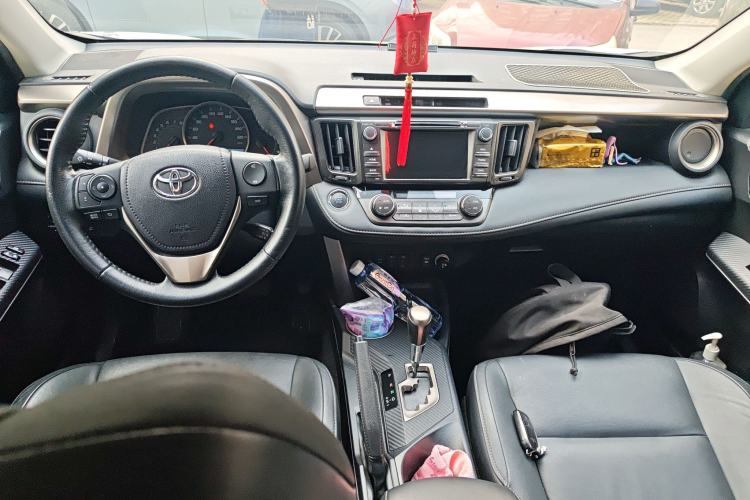 Used Toyota RAV4 2015 2.5L Automatic 4x4 Elite Edition
