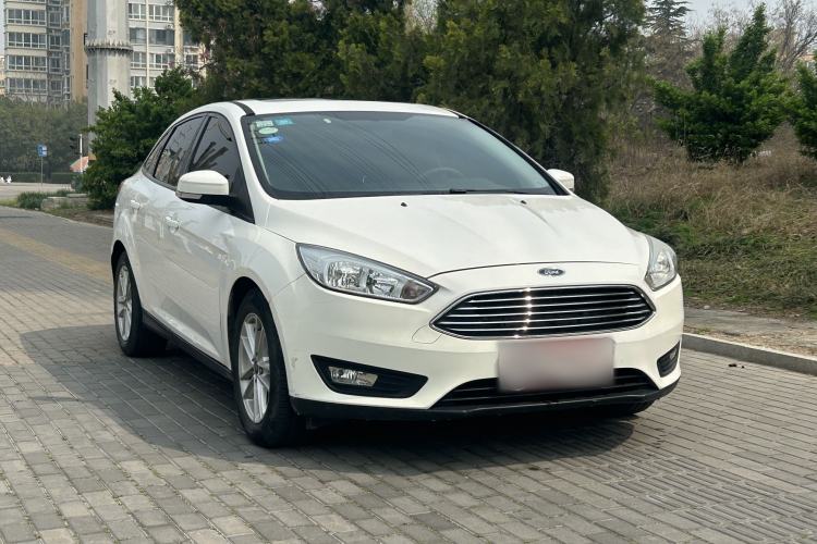Used Ford Focus 2018 Sedan Classic 1.6L Automatic Trendy SmartDrive Edition