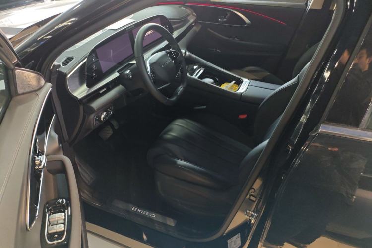 Used EXEED Lingyun 2024 400T Two-Wheel-Drive King Edition