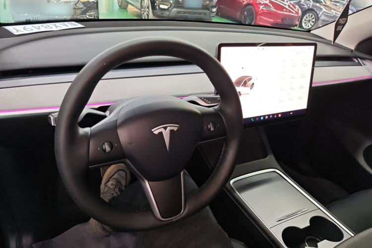 Used Tesla Model Y 2023 Rear-Wheel-Drive Version