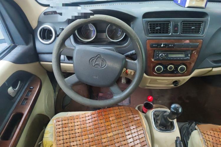 Used CHANGAN KAICHENG Ruixing M80 2014 1.5L Standard Version 4G15S Steering Wheel