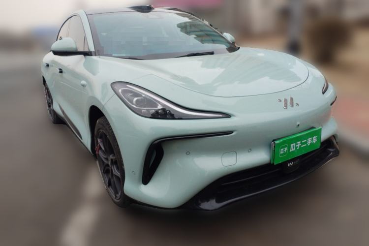 Used IM LS6 2023 Max Long-Range Version Front Right 45 Deg