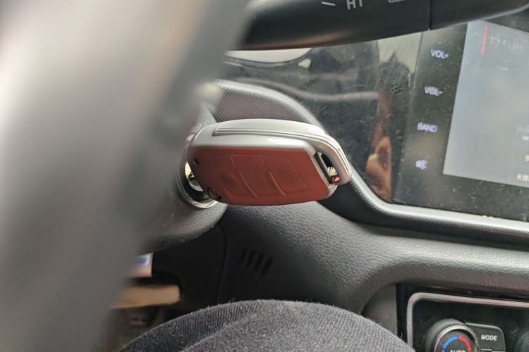 Used Chery Tiggo 3 2016 1.6L Manual ZhiShang Edition Interior 1