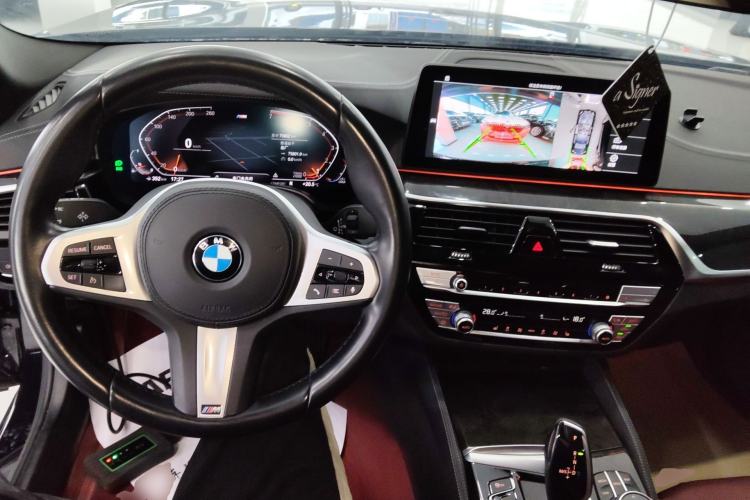 Used BMW 5 Series 2021 525Li M Sport Package