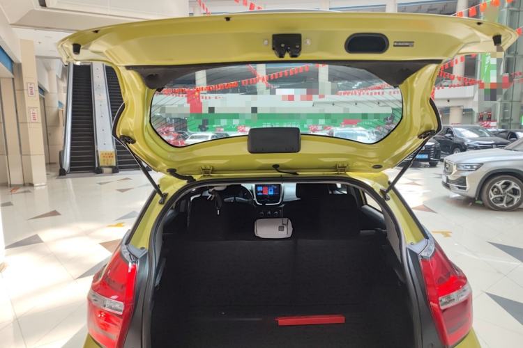 Used Toyota YARiS L Zhi Xuan 2019 1.5E CVT Dynamic Edition China VI compliant
