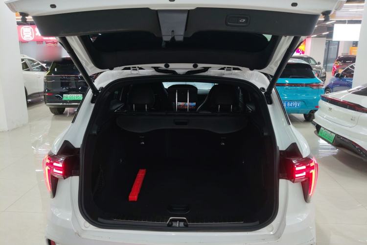 Used Lynk & Co 01 EM-P 2023 1.5TD EM-P PM Trunk