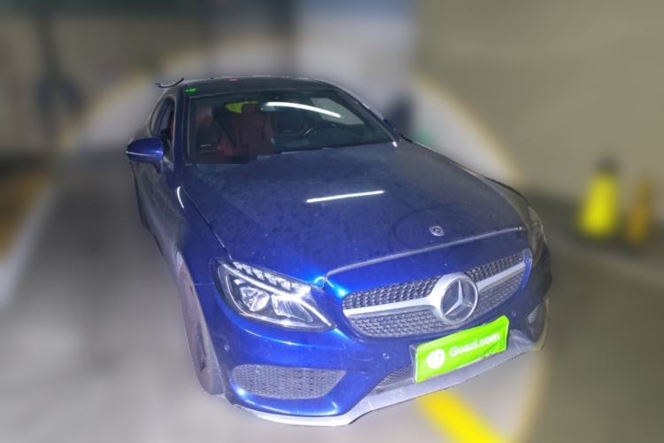 Used Mercedes-Benz C-Class 2017 Facelift C 200 Coupe Front Right 45 Deg