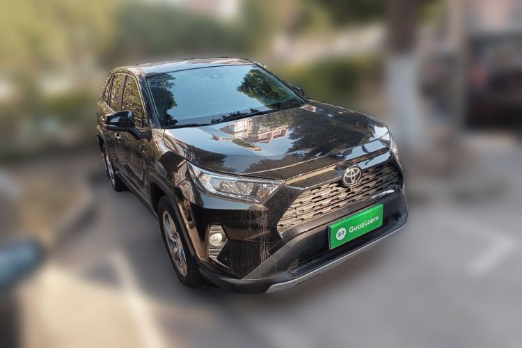 Used Toyota RAV4 2022 2.0L CVT Two-Wheel Drive Fashion Plus Edition
