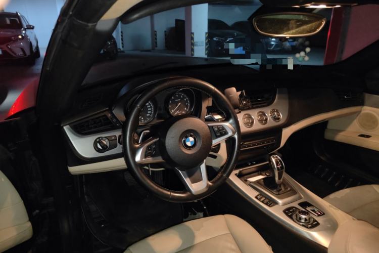 Used BMW Z4 2012 sDrive20i Luxury Model
