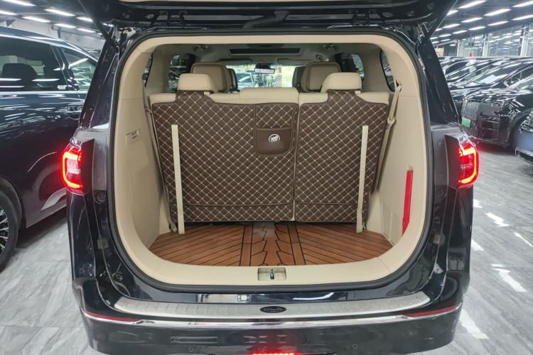 Used Buick GL8 2023 ES Lu Zun Deluxe Model Trunk