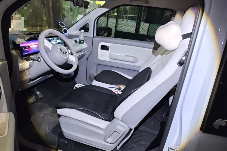 Used Wuling Air ev 2023 - Four Seats - Advanced Edition