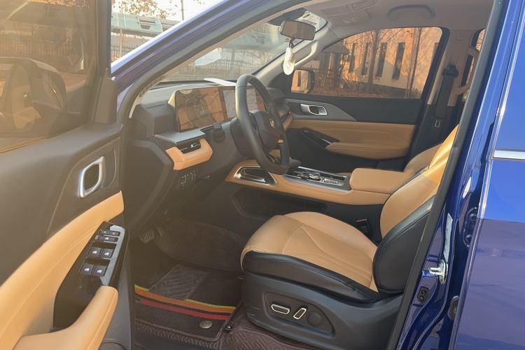 Used Changan Lantop 2023 2.0T Automatic 4x4 Gasoline Flagship Standard Cab
