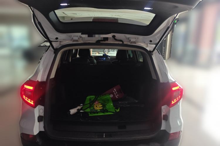 Used BYD Song New Energy 2017 Song DM 1.5TID All-Wheel Drive Luxury Model
