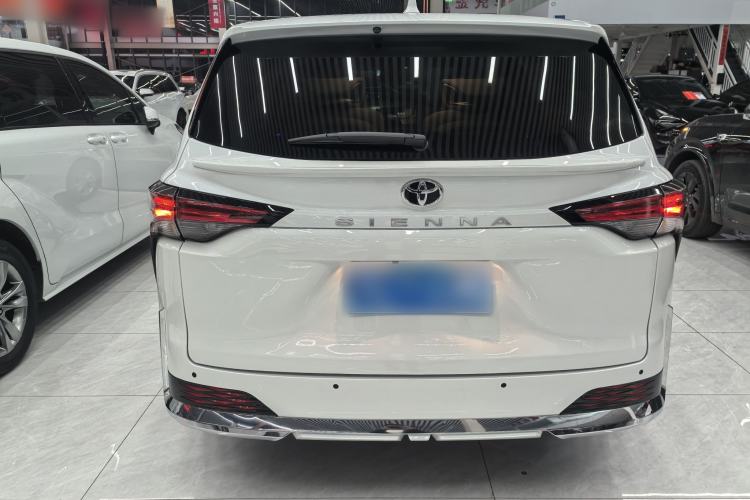 Used Toyota SIENNA 2024 2.5L Hybrid Comfort Edition