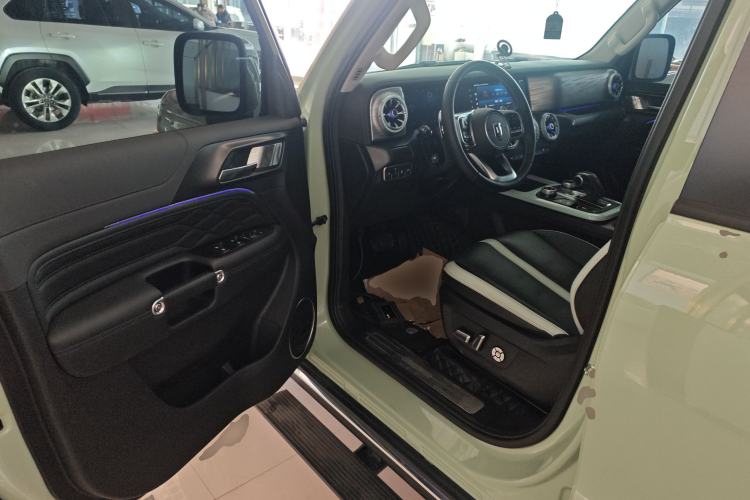 Used Tank 300 2023 City Edition 2.0T—Stylish as Ever