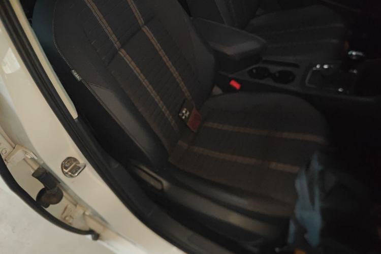 Used Volkswagen Lavida 2021 280TSI DSG Comfort Edition Right Front Seat