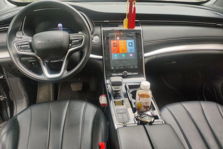 Used Roewe RX5 MAX 2019 300TGI Automatic 4G Connect Luxury Edition Center Console