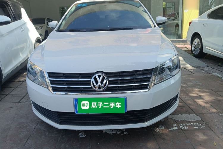 Used Volkswagen Lavida 2017 1.6L Automatic Comfort Edition
