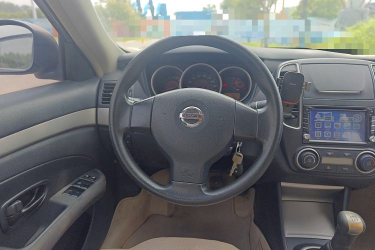 Used Nissan Sylphy 2016 Classic 1.6XE Manual Comfort Edition Steering Wheel