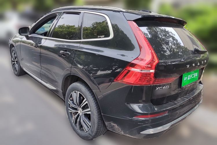 Used Volvo XC60 2022 B5 4x4 Smart Luxury Edition

