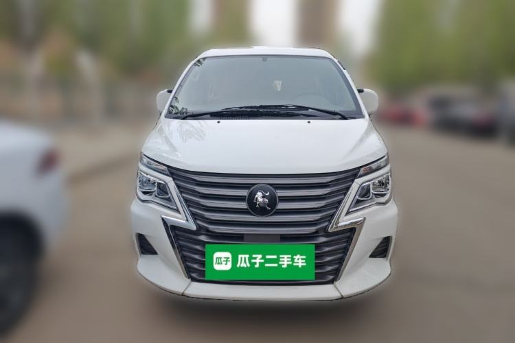 Used FORTHING Lingzhi 2023 M5L 1.6L Base Model 7 Seats
