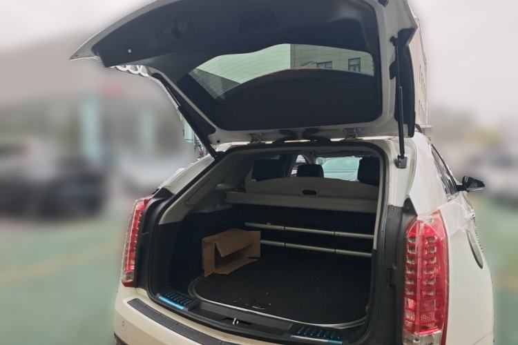 Used Cadillac SRX 2012 3.0L Elite Edition Trunk